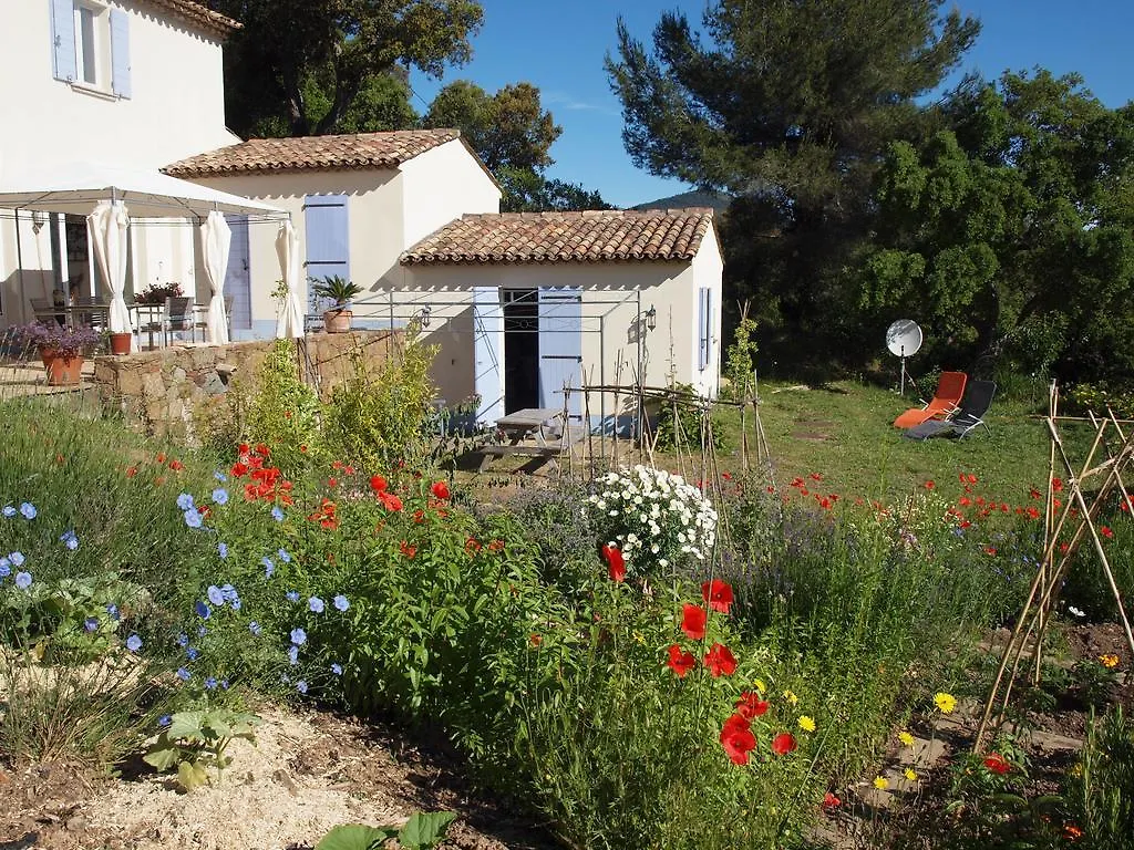 Gite Vue Sur Grimaud Holiday home Cogolin
